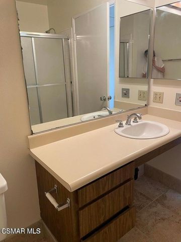 286 Oakleaf Drive 35, Thousand Oaks, CA 91360