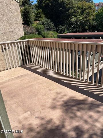 286 Oakleaf Drive 35, Thousand Oaks, CA 91360