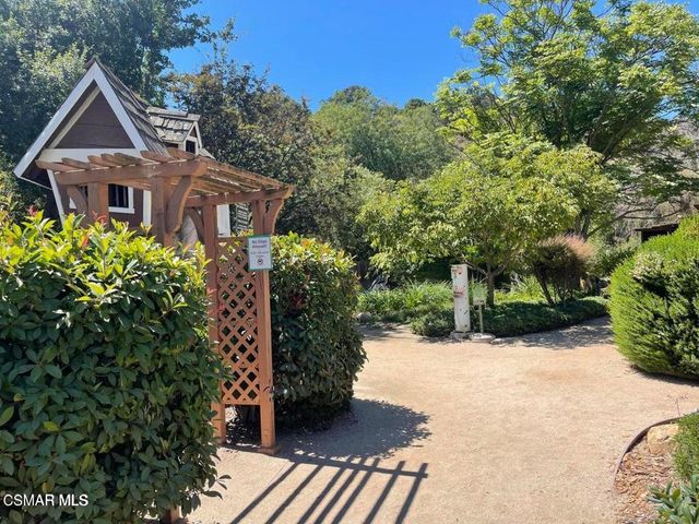 286 Oakleaf Drive 35, Thousand Oaks, CA 91360