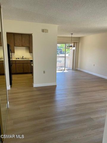 286 Oakleaf Drive 35, Thousand Oaks, CA 91360