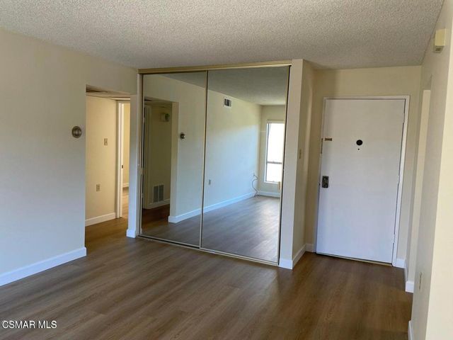 286 Oakleaf Drive 35, Thousand Oaks, CA 91360