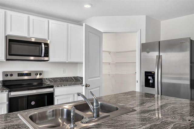 7622 ROSEWOOD GARDEN LOOP, Tampa, FL 33637
