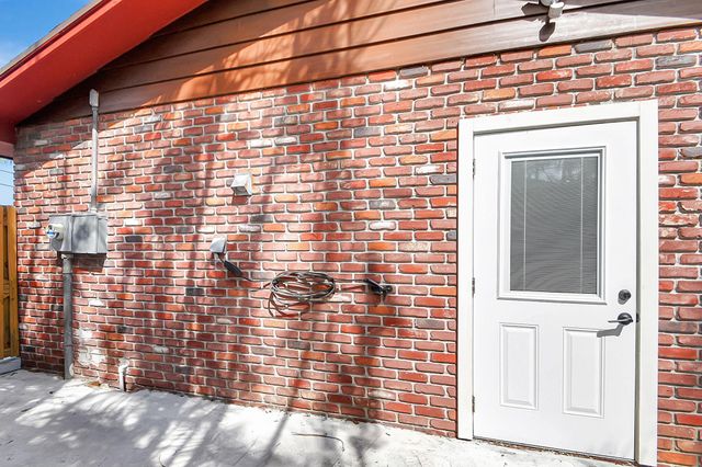 5425 Stratford Road, Haverhill, FL 33415