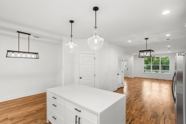 656 Chambers St Unit 110, Gallatin, TN 37066
