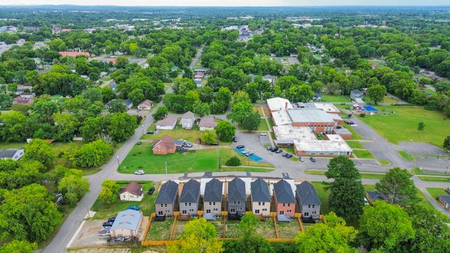 656 Chambers St Unit 110, Gallatin, TN 37066