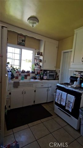 2546 S Bronson, Los Angeles, CA 90018