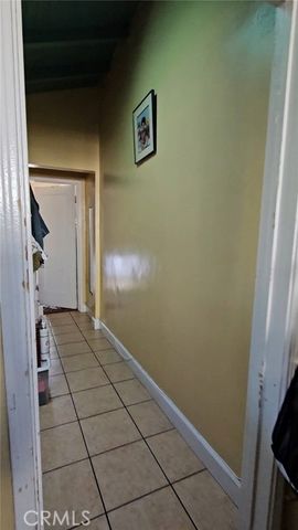 2546 S Bronson, Los Angeles, CA 90018