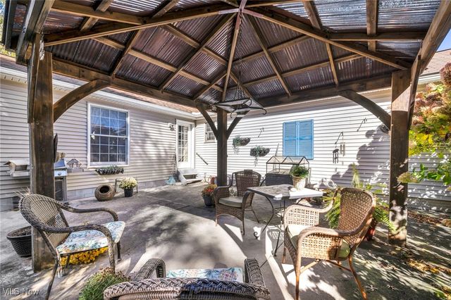 7292 Kenssington Drive, North Ridgeville, OH 44039