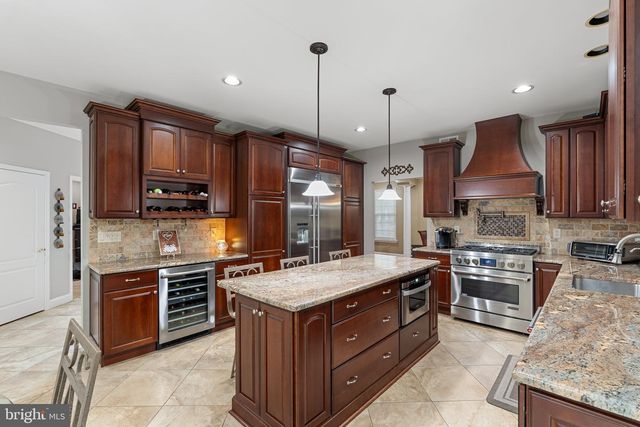 1295 INDIAN HILL RD, Toms River, NJ 08753
