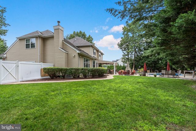 1295 INDIAN HILL RD, Toms River, NJ 08753