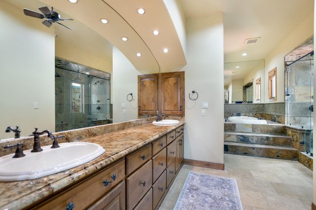 507 Sandy Mountain DR, Sunrise Beach, TX 78643