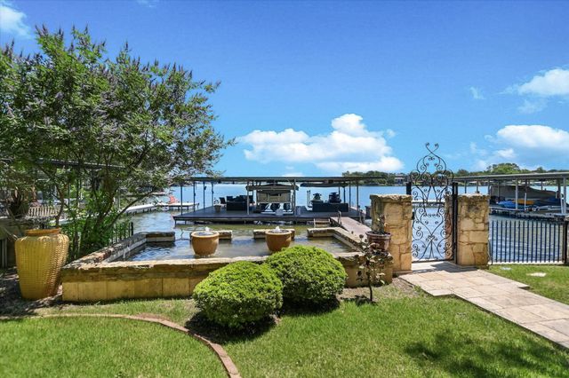 507 Sandy Mountain DR, Sunrise Beach, TX 78643