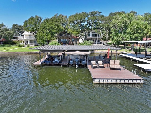 507 Sandy Mountain DR, Sunrise Beach, TX 78643