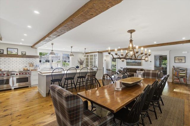 86 Church Street, Dorset, VT 05251