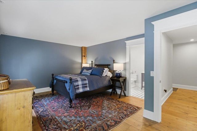 86 Church Street, Dorset, VT 05251