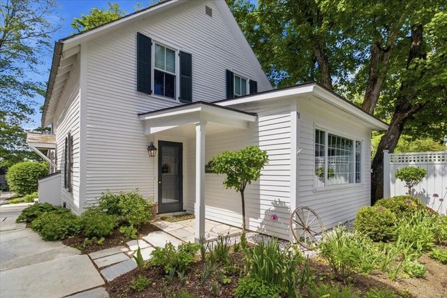 86 Church Street, Dorset, VT 05251