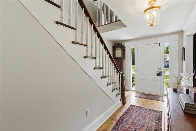 86 Church Street, Dorset, VT 05251