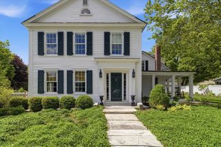 86 Church Street, Dorset, VT 05251