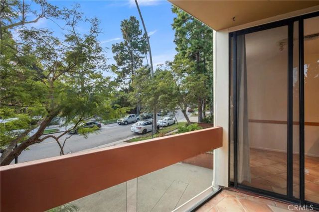 750 S Bundy Drive 108, Los Angeles, CA 90049