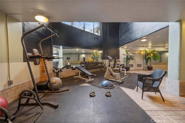 750 S Bundy Drive 108, Los Angeles, CA 90049
