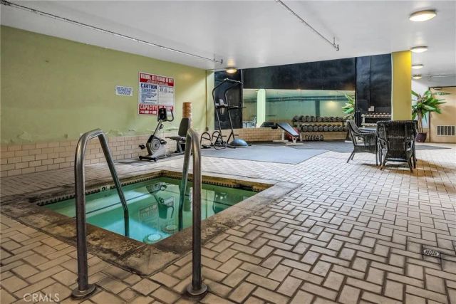 750 S Bundy Drive 108, Los Angeles, CA 90049