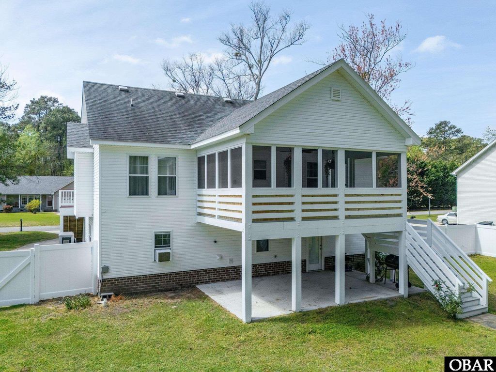 Image 2 of property listing at 152 Sherwood Drive Lot# 24, Manteo, NC 27954