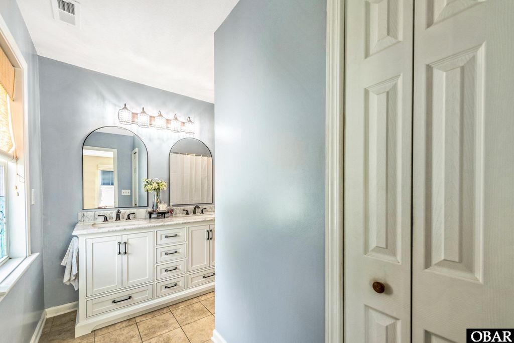 Image 18 of property listing at 152 Sherwood Drive Lot# 24, Manteo, NC 27954