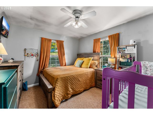 1650 Ne WINTER St, Roseburg, OR 97470