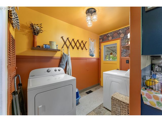 1650 Ne WINTER St, Roseburg, OR 97470