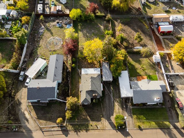 1650 Ne WINTER St, Roseburg, OR 97470