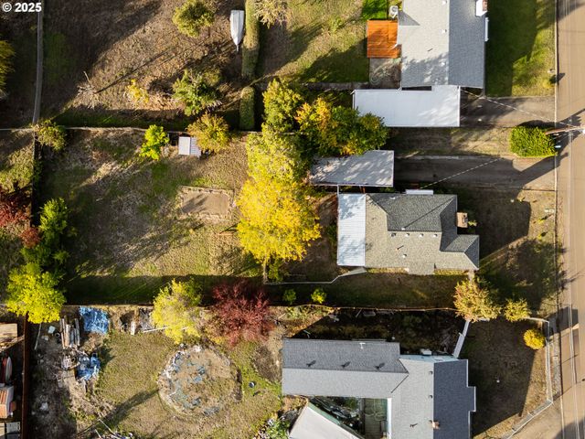 1650 Ne WINTER St, Roseburg, OR 97470