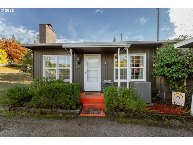 1650 Ne WINTER St, Roseburg, OR 97470