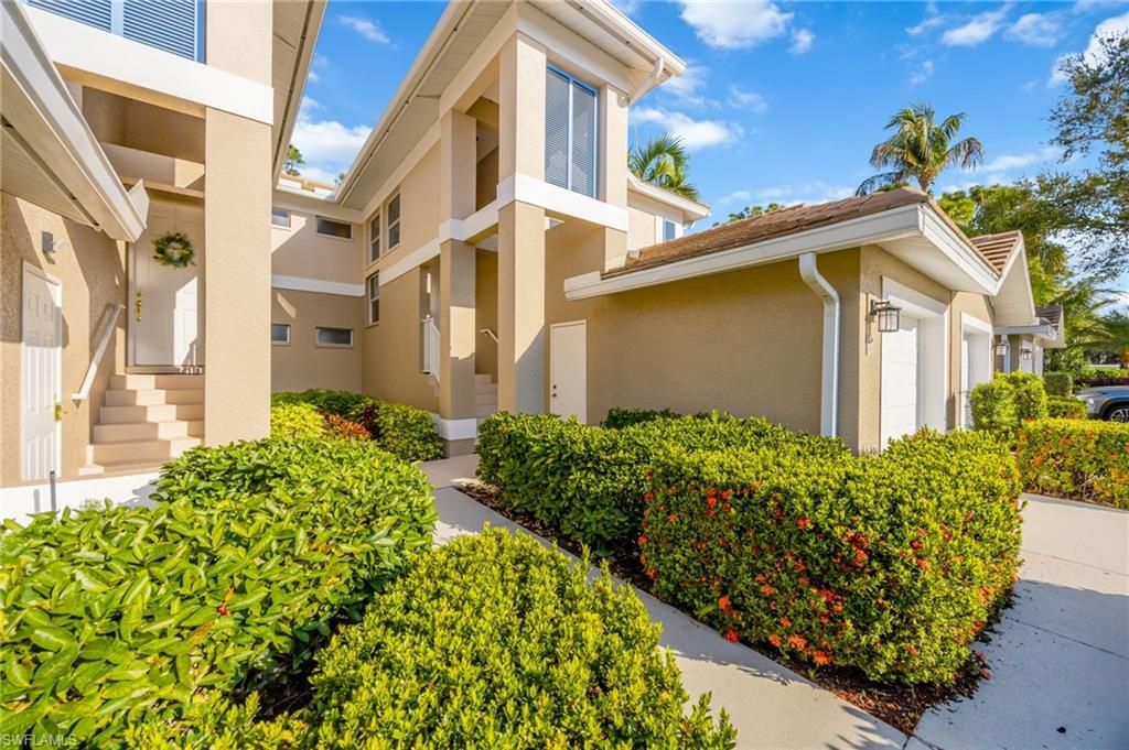857 Carrick Bend CIR 202, Naples, FL 34110