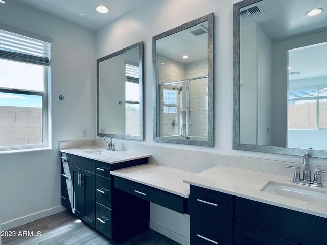 1659 W Paseo Way, Phoenix, AZ 85041