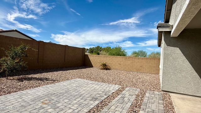 1659 W Paseo Way, Phoenix, AZ 85041