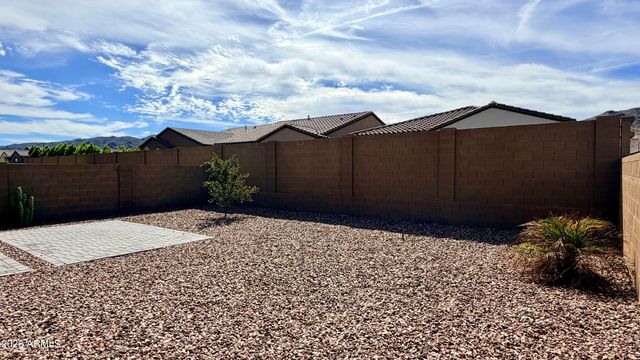 1659 W Paseo Way, Phoenix, AZ 85041