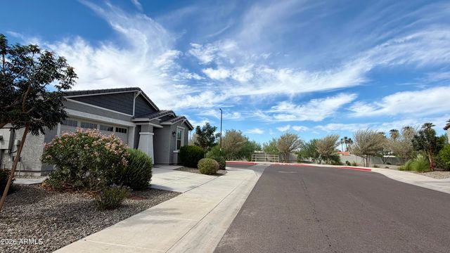 1659 W Paseo Way, Phoenix, AZ 85041