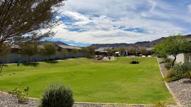 1659 W Paseo Way, Phoenix, AZ 85041