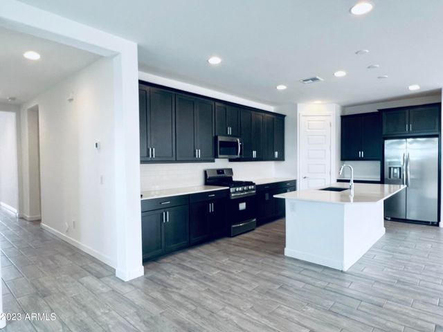 1659 W Paseo Way, Phoenix, AZ 85041