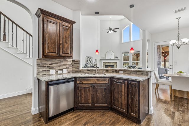 2412 Kingsgate Drive, Little Elm, TX 75068