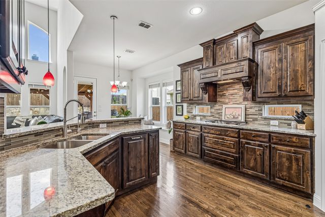 2412 Kingsgate Drive, Little Elm, TX 75068