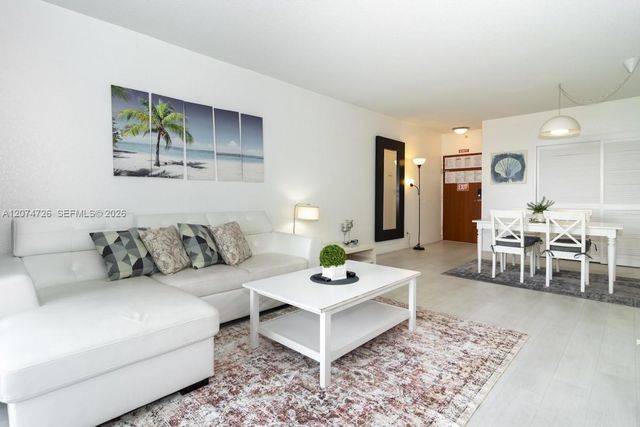 3901 S Ocean Drive 6T, Hollywood, FL 33019