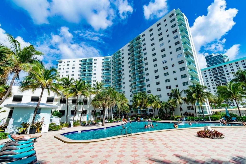 3901 S Ocean Drive 6T, Hollywood, FL 33019