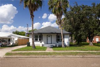 130 W Magnolia Avenue, La Feria, TX 78559