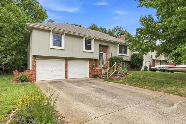 573 E 126th Terrace, Olathe, KS 66061