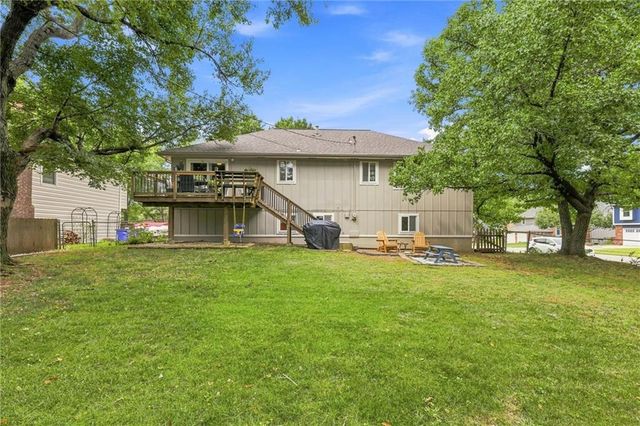 573 E 126th Terrace, Olathe, KS 66061