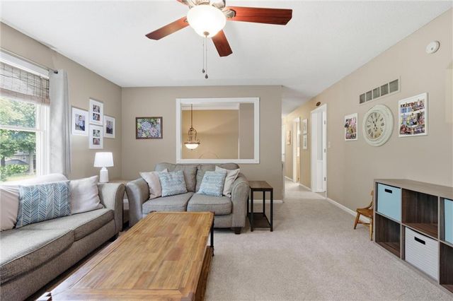 573 E 126th Terrace, Olathe, KS 66061