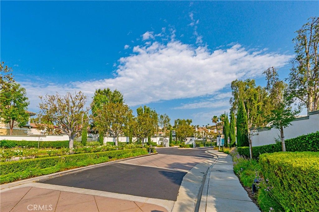 Image 36 of property listing at 36 Brindisi, Mission Viejo, CA 92692