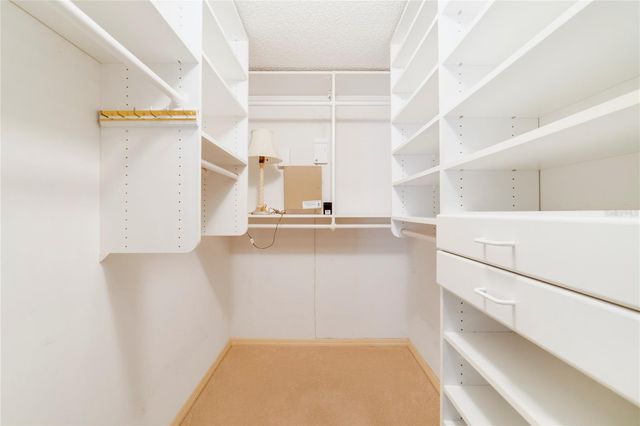 1055 KENSINGTON PARK DRIVE 812, Altamonte Springs, FL 32714