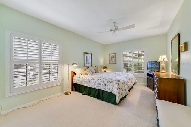 1055 KENSINGTON PARK DRIVE 812, Altamonte Springs, FL 32714